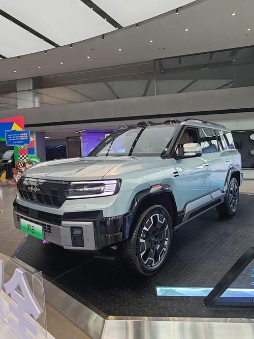 成都金牛区特万欧企业管理咨询比亚迪方程豹硬派越野的爆款，英菲尼迪35周年与你共成长